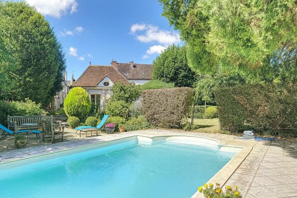 Vente Hôtel particulier Auxerre 25 Pièces 1200 m²