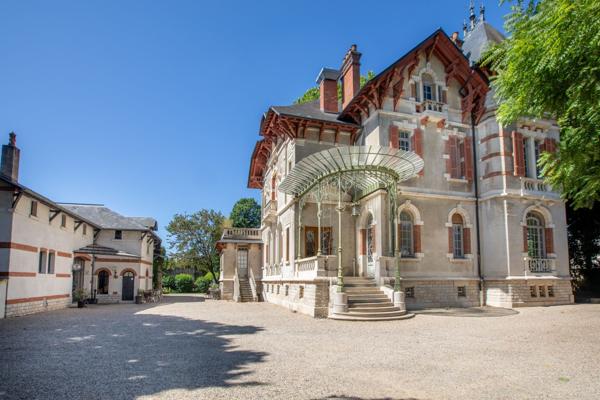 Vente Maison de luxe Beaune 20 Pièces 965 m²