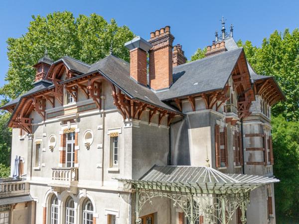 Vente Maison de luxe Beaune 20 Pièces 965 m²