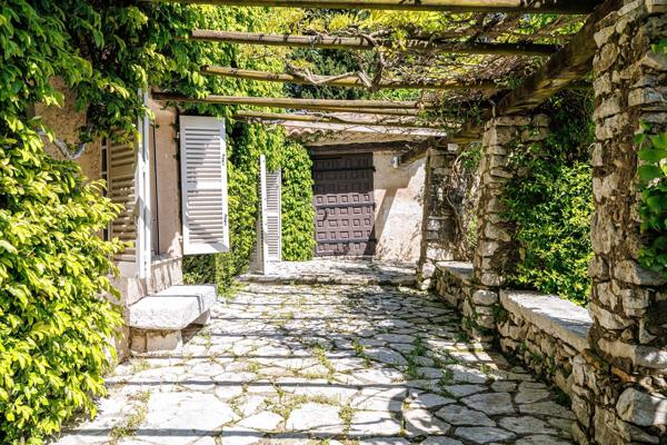 Vente Bastide Vence 10 Pièces 300 m²