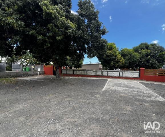 Location local d’activité 200 m² La Rivière