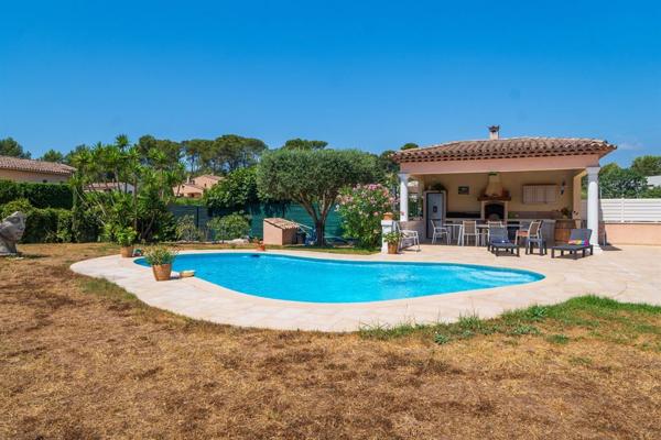 Vente Villa de luxe Mouans-Sartoux 8 Pièces 256 m²