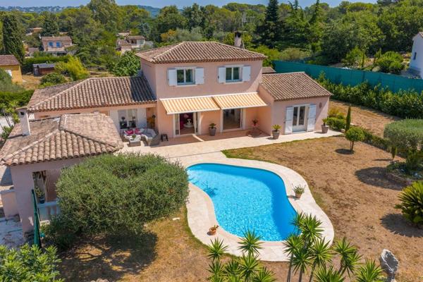Vente Villa de luxe Mouans-Sartoux 8 Pièces 256 m²