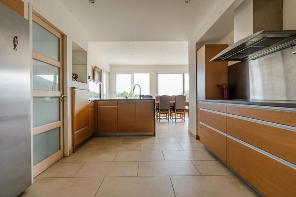 Vente Maison de luxe Port-Vendres 9 Pièces 290 m²