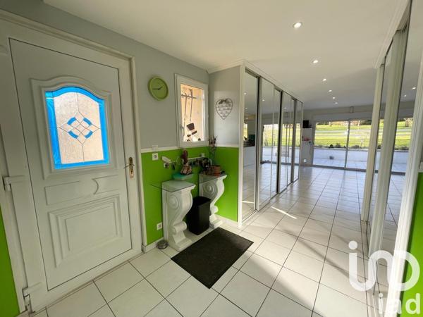 Maison 8 pièces de 213 m² à Fère-en-Tardenois (02130)