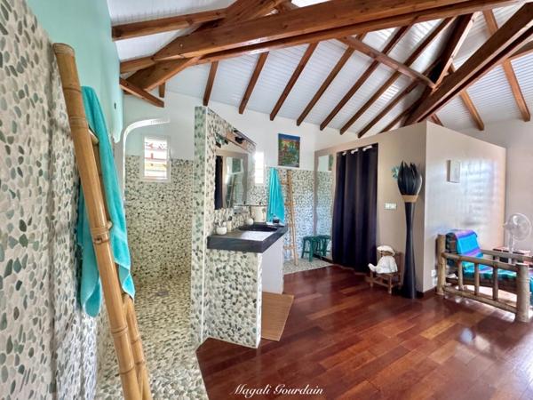 Propriete à vendre 8 pièces SAINT FRANCOIS (971)