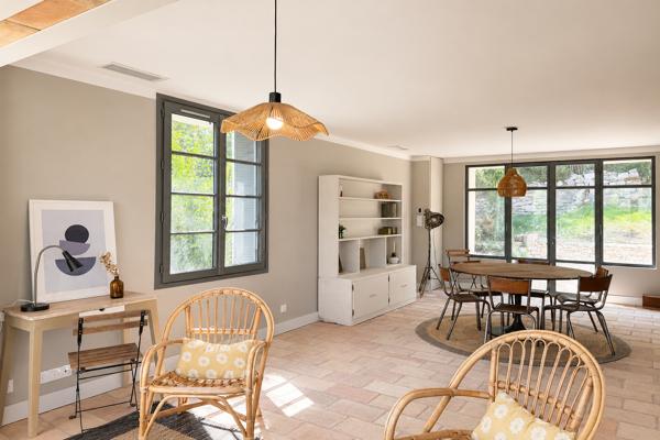 Vente Maison de luxe Uzès 5 Pièces 96 m²
