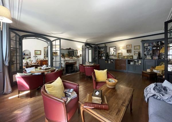 Château + gîte avec activité d’hébergement touristique proche de COGNAC (16)