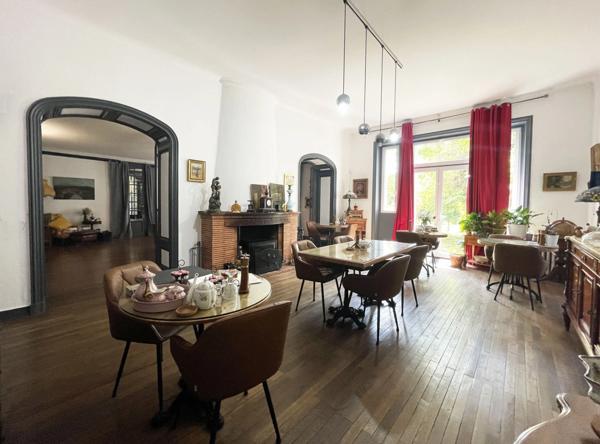 Château + gîte avec activité d’hébergement touristique proche de COGNAC (16)