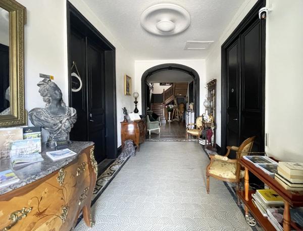 Château + gîte avec activité d’hébergement touristique proche de COGNAC (16)