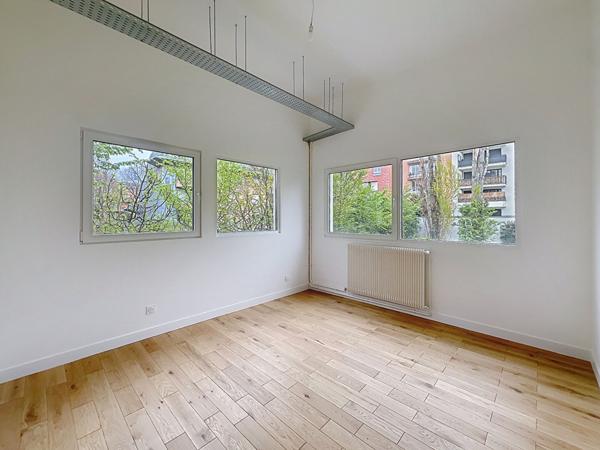 Appartement Suresnes 4 pièce(s) 94 m2