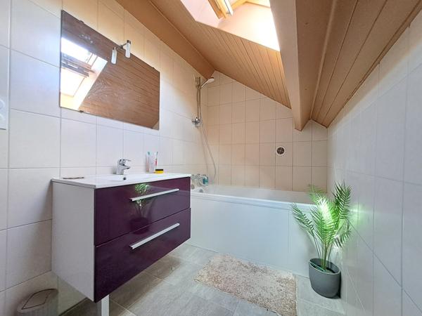 Coup de coeur pour cet appartement duplex situé au dernier étage !