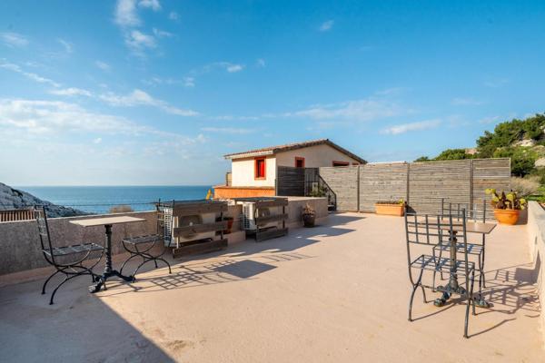 Maison de caractère dans les Calanques de Marseille avec vue mer et rooftop