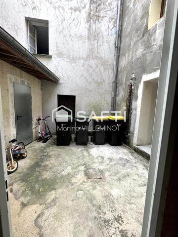 immeuble de 4 logements et 2 locaux