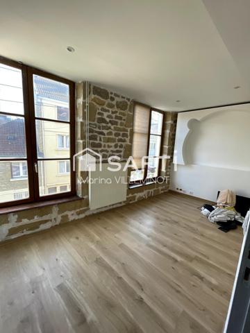 immeuble de 4 logements et 2 locaux