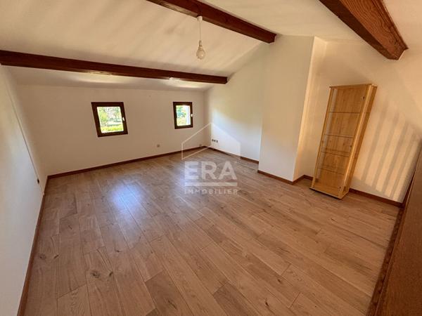 Maison Sisteron Le Thor 4 pièce(s) 105 m2