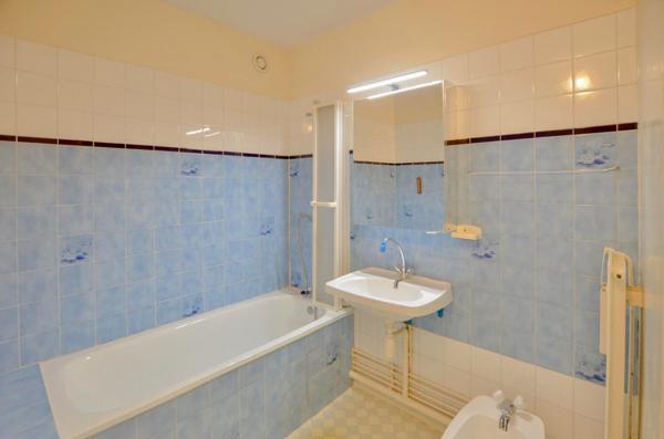 À vendre - Appartement T3 traversant à rénover - Saint-Jean-de-Luz