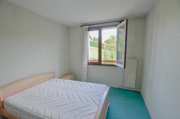 À vendre - Appartement T3 traversant à rénover - Saint-Jean-de-Luz