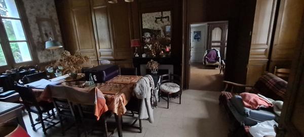 Maison de caractère en briques à rénover 5 pièces (125 m²) à YERVILLE