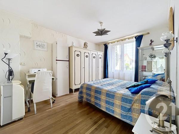 Maison à vendre  8 pièces - 152,68 m 2   COMPERTRIX  - 51