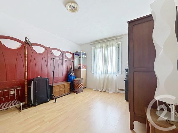 Maison à vendre  8 pièces - 152,68 m 2   COMPERTRIX  - 51