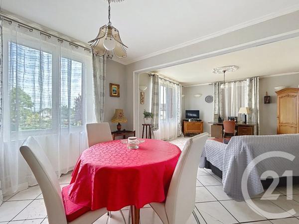 Maison à vendre  8 pièces - 152,68 m 2   COMPERTRIX  - 51
