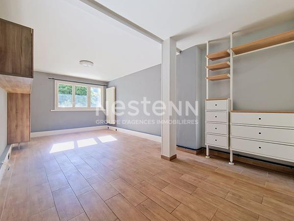 Studio 40m² située à Bois d'Arcy proche forêt avec Cave et Parking
