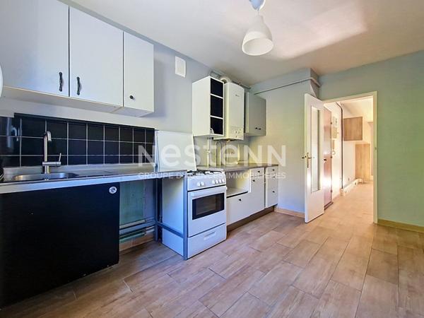 Studio 40m² située à Bois d'Arcy proche forêt avec Cave et Parking