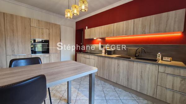 Maison Sauzet 10 pièce(s) 220 m2