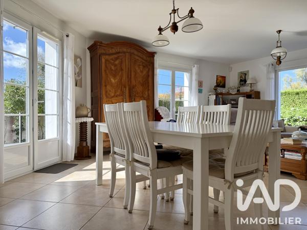 Maison à vendre 5 pièces 103 m² Saint-Pierre-d'Oléron