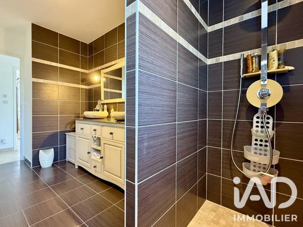 Maison à vendre 5 pièces 103 m² Saint-Pierre-d'Oléron