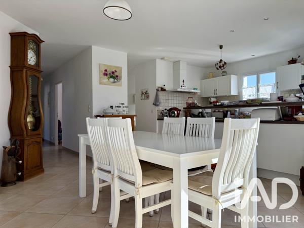 Maison à vendre 5 pièces 103 m² Saint-Pierre-d'Oléron