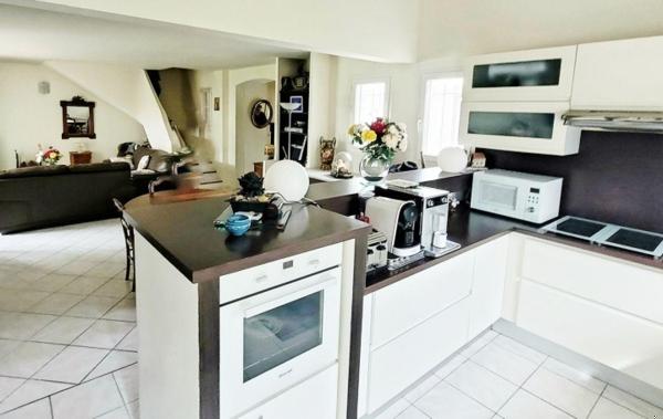 Vente Domaine composé de 2 maisons Saintes-maries-de-la-mer   