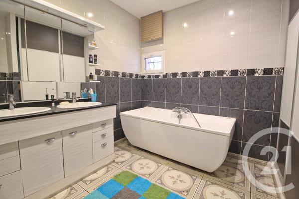 Maison à vendre  5 pièces - 117 m2 MONTLUEL - 01