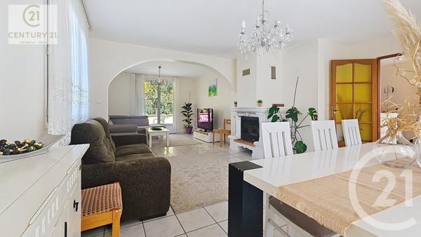 Maison à vendre  8 pièces - 180,60 m2 ECHENOZ LA MELINE - 70