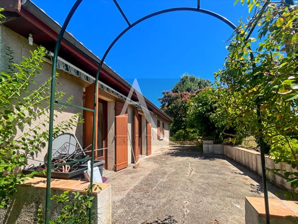 MAISON DE PLAIN PIED