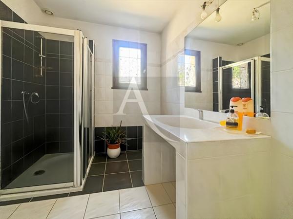 MAISON DE PLAIN PIED