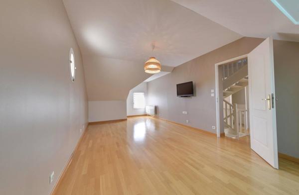 Maison Ozoir La Ferriere 8 pièce(s) 257 m2