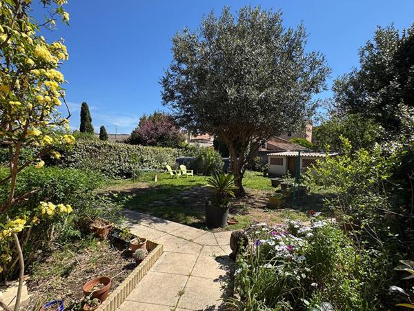 Maison Cuers T5 avec garage et jardin