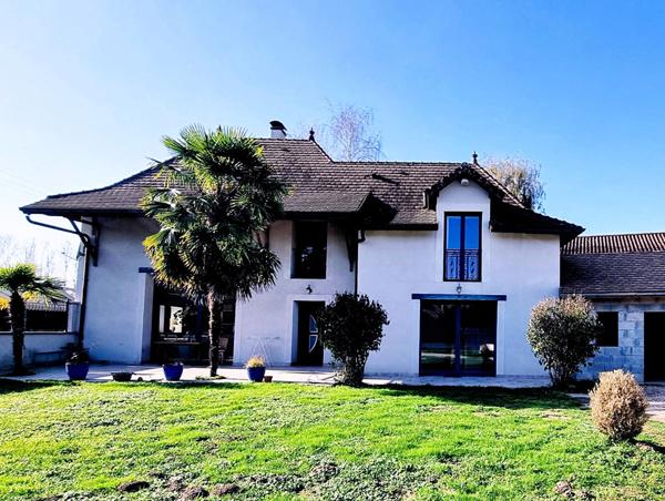 Chaleureuse Maison de 138 m2, proche des commodités