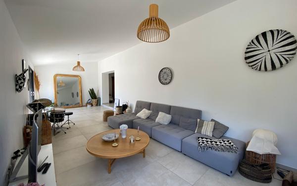 Maison à vendre    4 pièces •  Mauguio