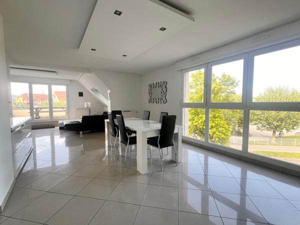 Superbe duplex de 112,6 m² avec terrasse, cheminée et garage – Dernier étage - Danjoutin