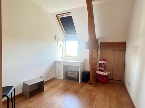 Superbe duplex de 112,6 m² avec terrasse, cheminée et garage – Dernier étage - Danjoutin