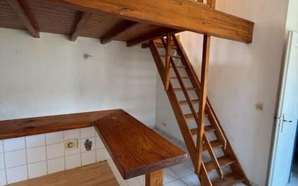 Maison à vendre    1 pièce • 25,70 m2 Marennes