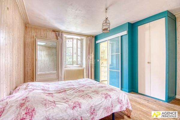 Versailles Clagny Appartement 6 pièces 158 m² carrez situé au 1er étage d'une superbe bâtisse 19ème avec grenier et 2 caves €1 320 000 ** - Référence 27211