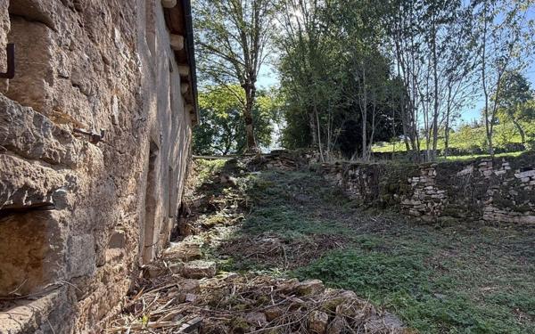 Maison à vendre    4 pièces •  Mende