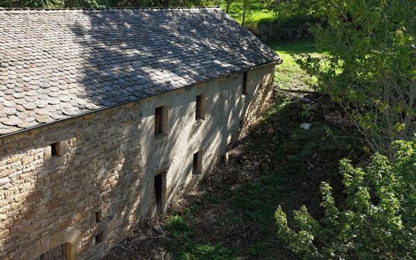 Maison à vendre    4 pièces •  Mende