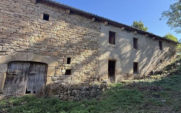 Maison à vendre    4 pièces •  Mende