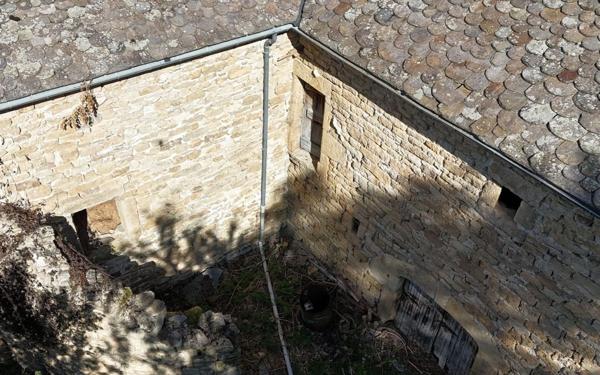 Maison à vendre    4 pièces •  Mende