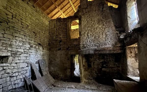 Maison à vendre    4 pièces •  Mende